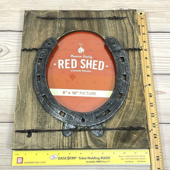 RED SHED Horseshoe Picture Frame 8x10” Wood Barbed Wire Rustic Country Western - Picture 5 of 13